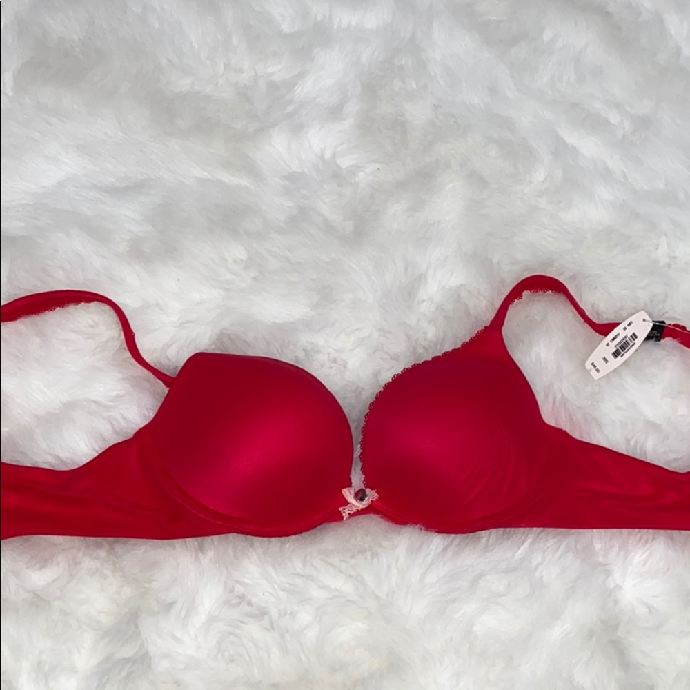 Red Victoria secret bra